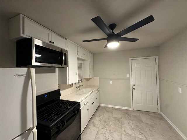 2717 Napoleon Street, Houston, TX 77004