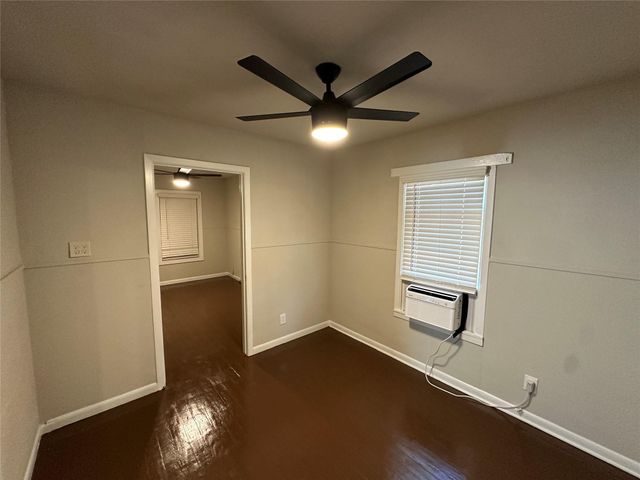 2717 Napoleon Street, Houston, TX 77004