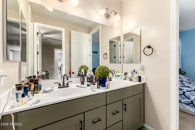 1961 S PONDEROSA Drive, Gilbert, AZ 85295