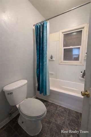 2337 6th Street, Muskegon, MI 49444