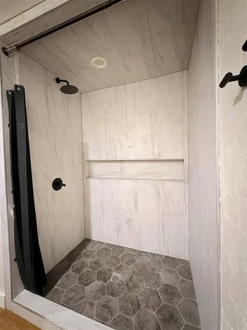 3705 N Windover Drive, Edmond, OK 73013