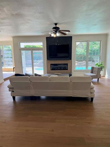 3705 N Windover Drive, Edmond, OK 73013