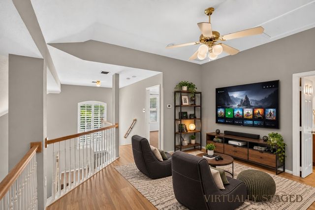 120 Stonecreek Drive, Irving, TX 75063