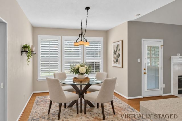 120 Stonecreek Drive, Irving, TX 75063