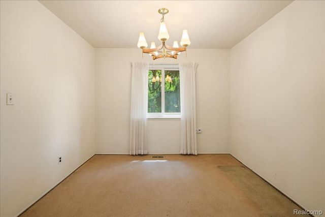 23370 Brandywynne Street, Southfield, MI 48033