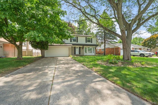 23370 Brandywynne Street, Southfield, MI 48033