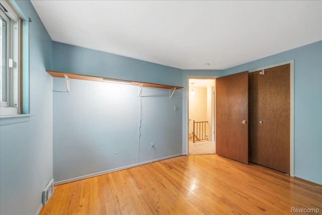 23370 Brandywynne Street, Southfield, MI 48033