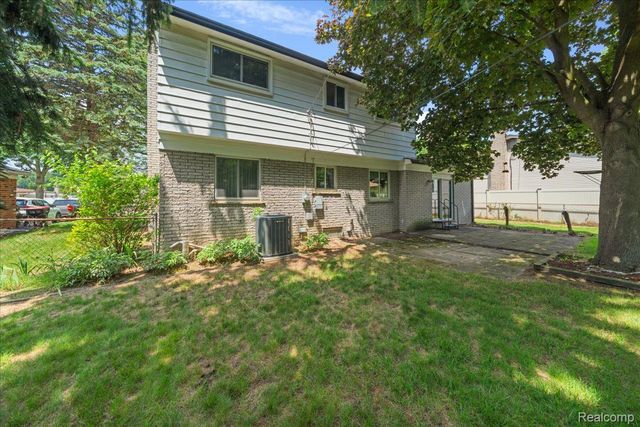 23370 Brandywynne Street, Southfield, MI 48033