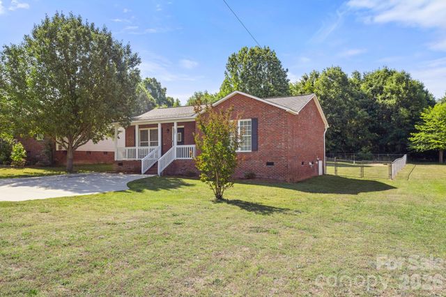 1502 E Main Street, Cherryville, NC 28021