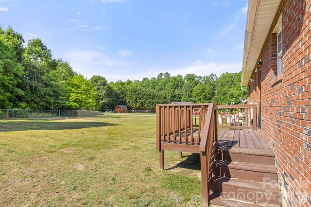 1502 E Main Street, Cherryville, NC 28021