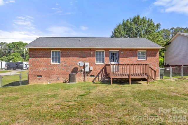 1502 E Main Street, Cherryville, NC 28021