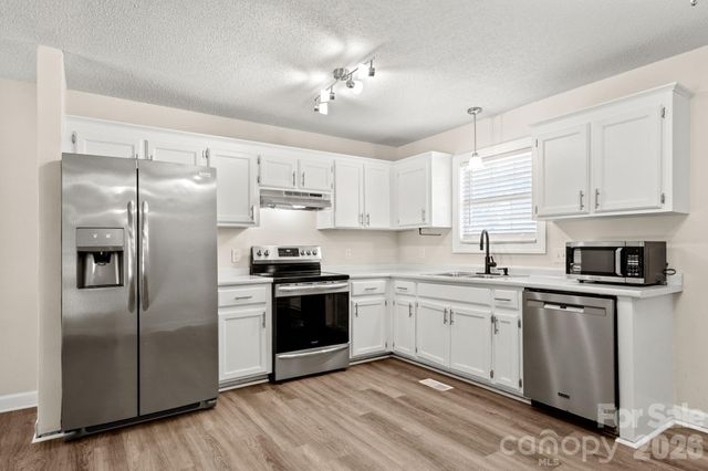1502 E Main Street, Cherryville, NC 28021