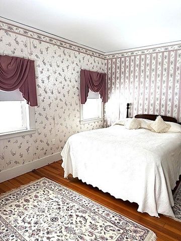 23 Nashua St, Ayer, MA 01432