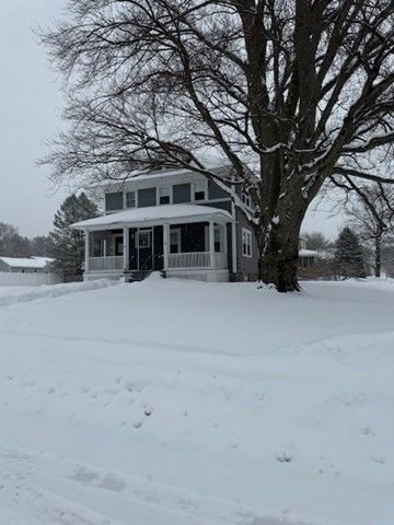 23 Nashua St, Ayer, MA 01432