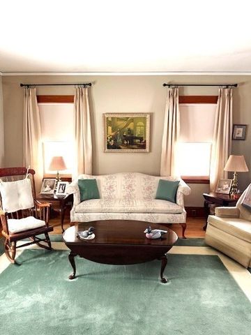 23 Nashua St, Ayer, MA 01432