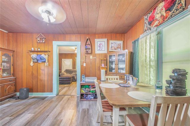 1104 LAKE AVENUE, Haines City, FL 33844