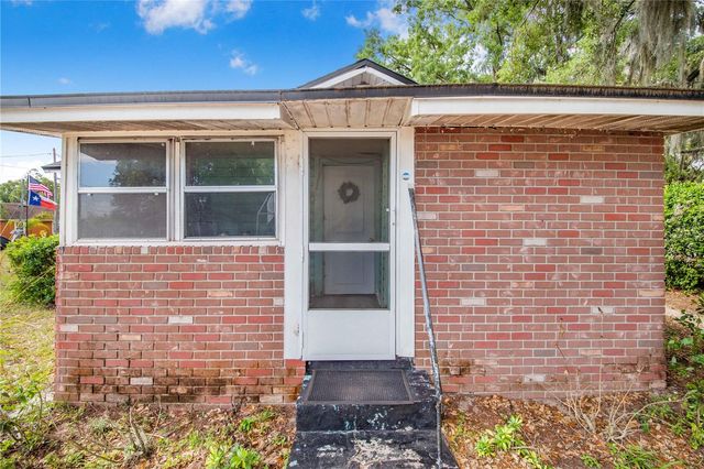 1104 LAKE AVENUE, Haines City, FL 33844