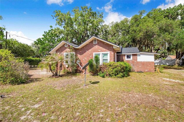 1104 LAKE AVENUE, Haines City, FL 33844