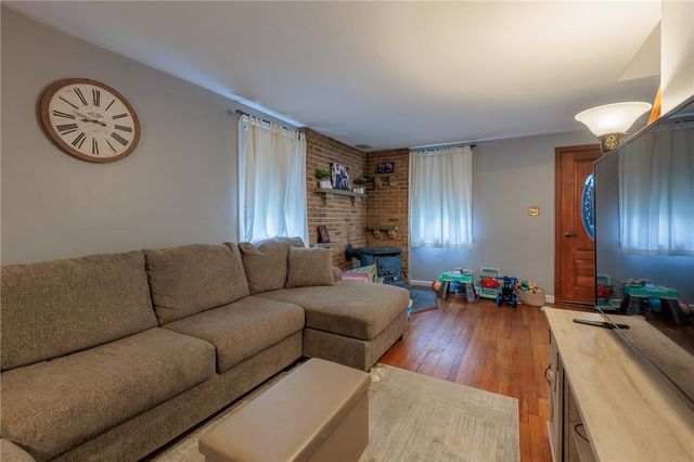 1910 East Jonathan Street, Allentown City, PA 18109