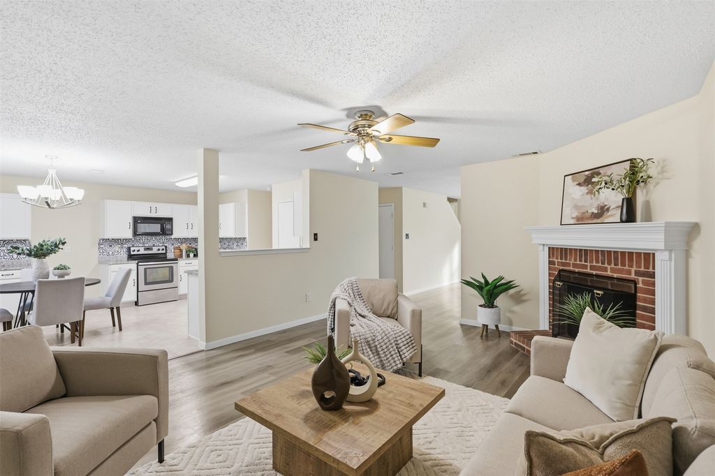 5312 Emmeryville Lane, Fort Worth, TX 76244