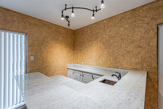 8808 Sylvan Court, Fort Worth, TX 76120