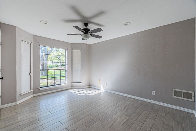 8808 Sylvan Court, Fort Worth, TX 76120
