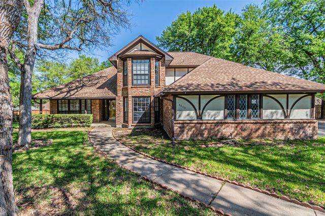 8808 Sylvan Court, Fort Worth, TX 76120