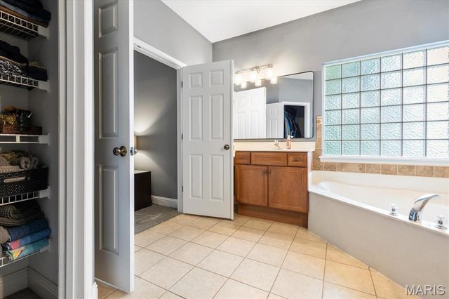 317 Highland Meadows Court, Wentzville, MO 63385