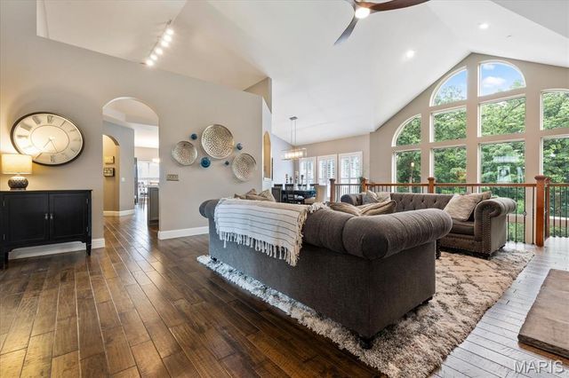 317 Highland Meadows Court, Wentzville, MO 63385