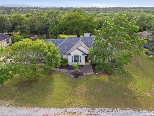 157 Park Road, Bandera, TX 78003