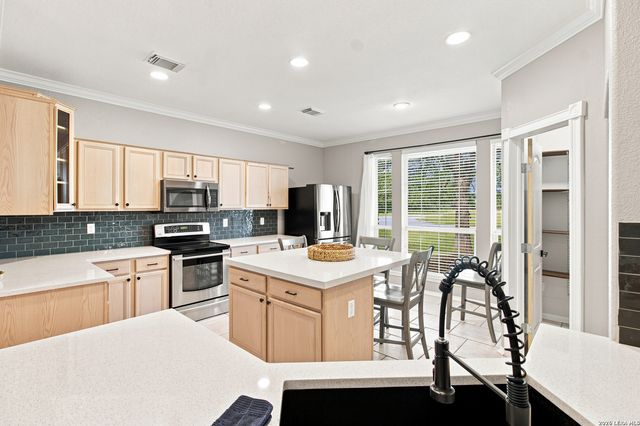157 Park Road, Bandera, TX 78003