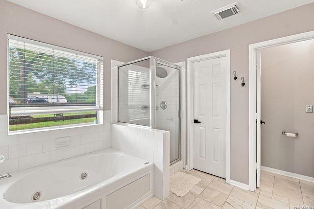 157 Park Road, Bandera, TX 78003