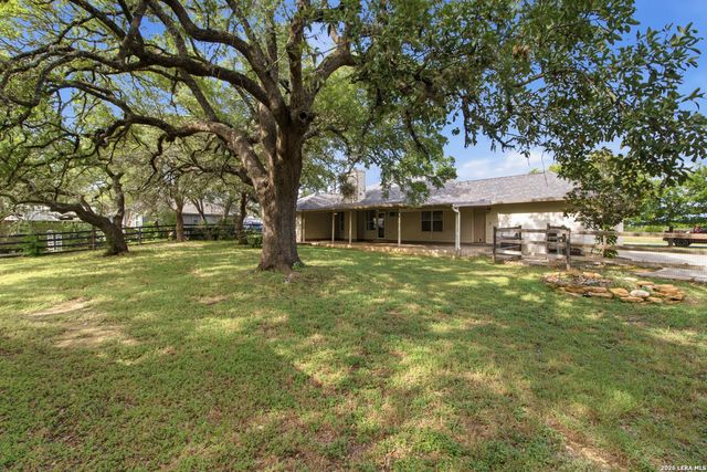 157 Park Road, Bandera, TX 78003