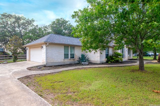 157 Park Road, Bandera, TX 78003