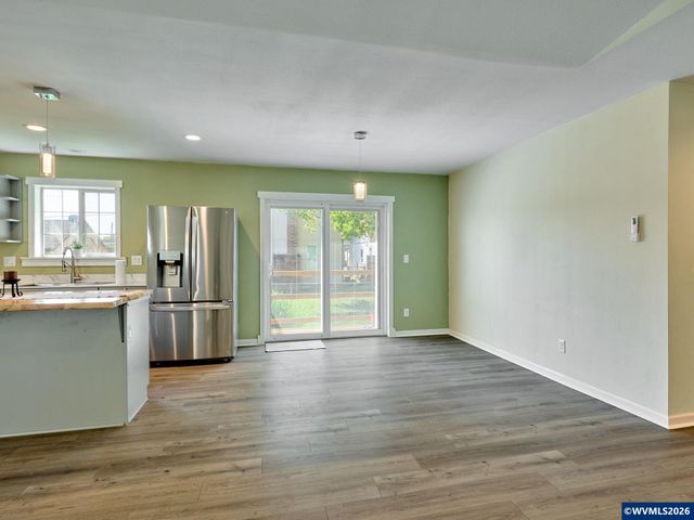 408 Clara Ct NE, Salem, OR 97301