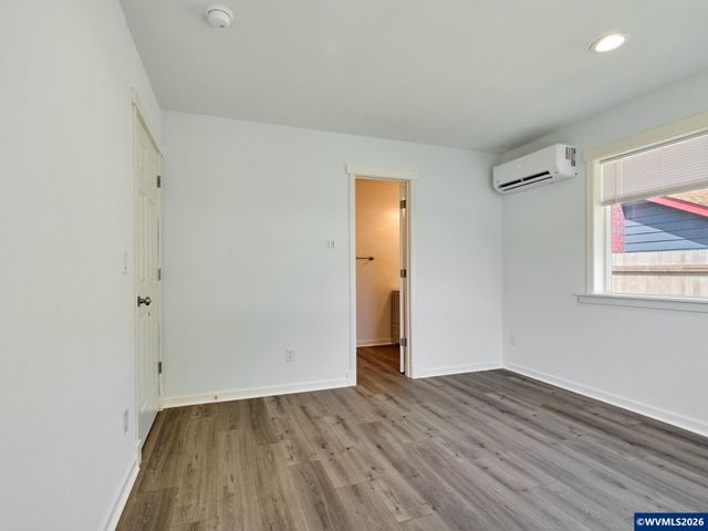 408 Clara Ct NE, Salem, OR 97301