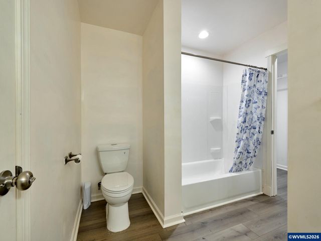 408 Clara Ct NE, Salem, OR 97301