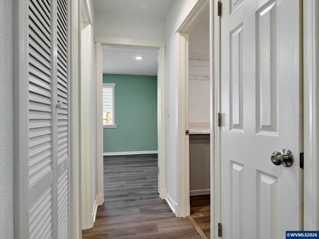 408 Clara Ct NE, Salem, OR 97301