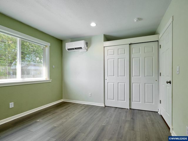 408 Clara Ct NE, Salem, OR 97301