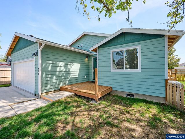 408 Clara Ct NE, Salem, OR 97301