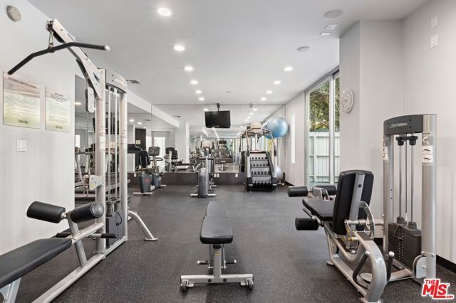 1100 Alta Loma Road 1002, West Hollywood, CA 90069