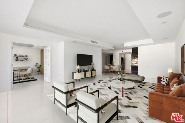 1100 Alta Loma Road 1002, West Hollywood, CA 90069
