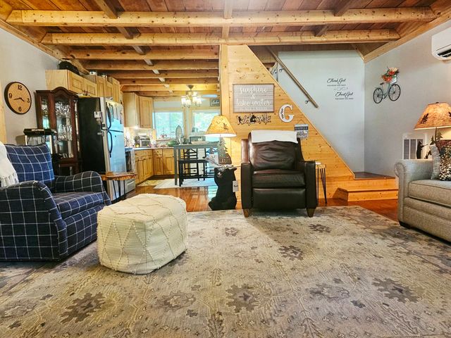 425 Turkey Ridge Road, Wellington, KY 40387