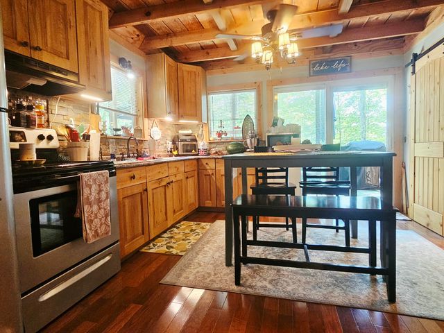 425 Turkey Ridge Road, Wellington, KY 40387