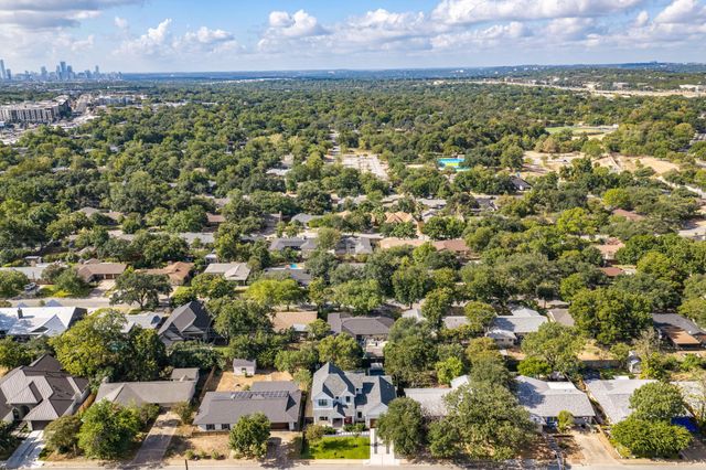 2701 Richcreek RD, Austin, TX 78757