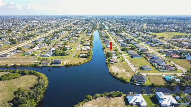 2905 SW 2nd TER, Cape Coral, FL 33991