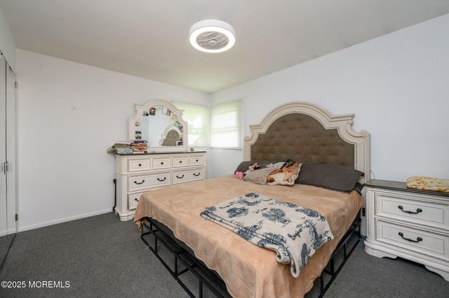 25 Highland Drive, Manalapan, NJ 07726