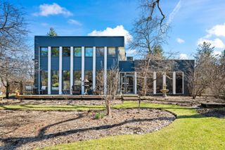 108 N Wheeling Road, Prospect Heights, IL 60070
