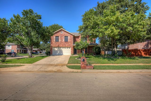 2006 Crystal Springs Drive, Corinth, TX 76210