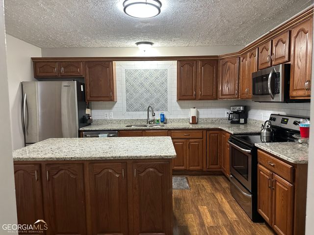 21101 Hwy 85, Gay, GA 30218